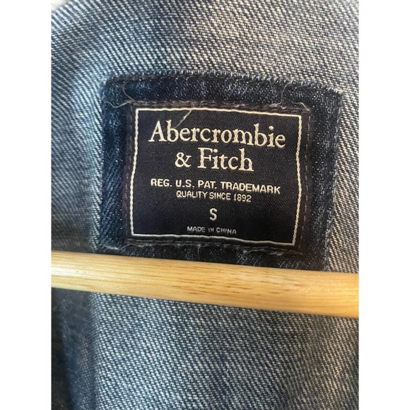 Abercrombie & Fitch Womens Blue Jean Denim Sweater Lined Jacket SZ S - Picture 5 of 6